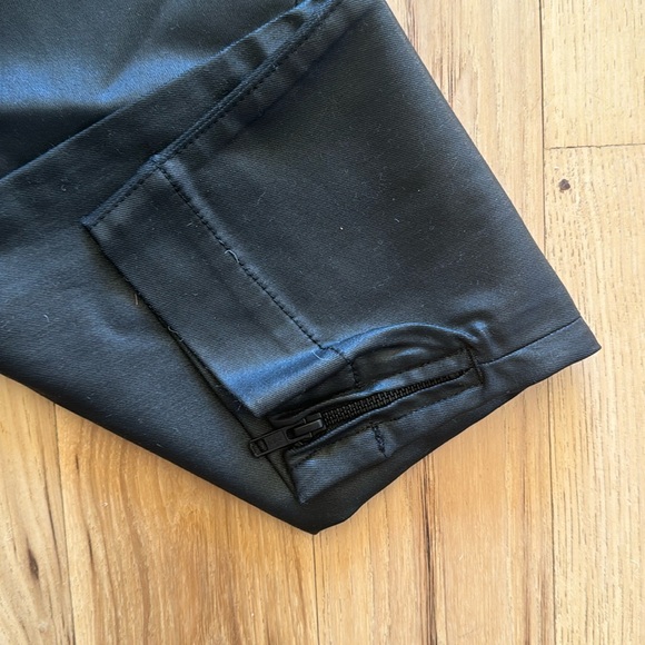 Kut from Kloth Reese Ankle Straight leg coated black jeans Evereve - Picture 5 of 8